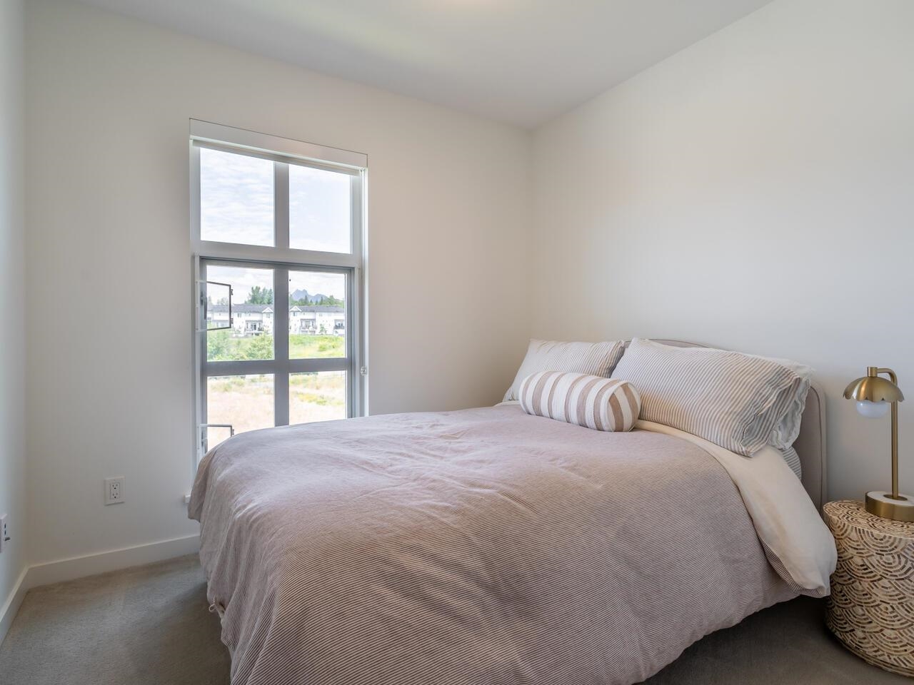 82 24076 112 AVENUE 12