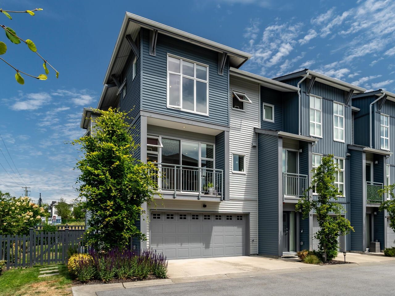 82 24076 112 AVENUE