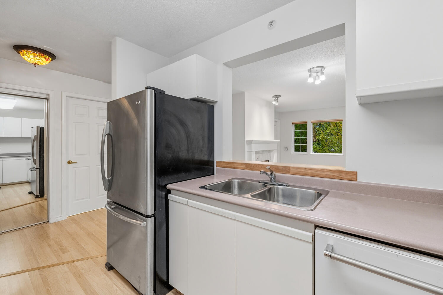 303-55 Blackberry Drive, New Westminster 11