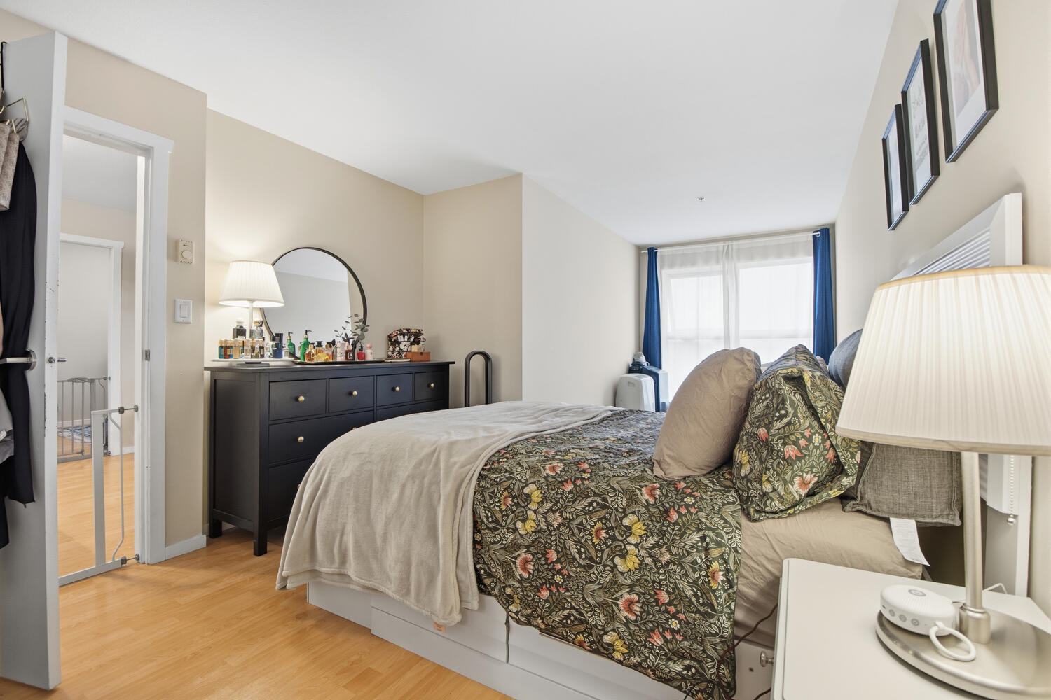 403-415 E Columbia Street, New Westminster 13