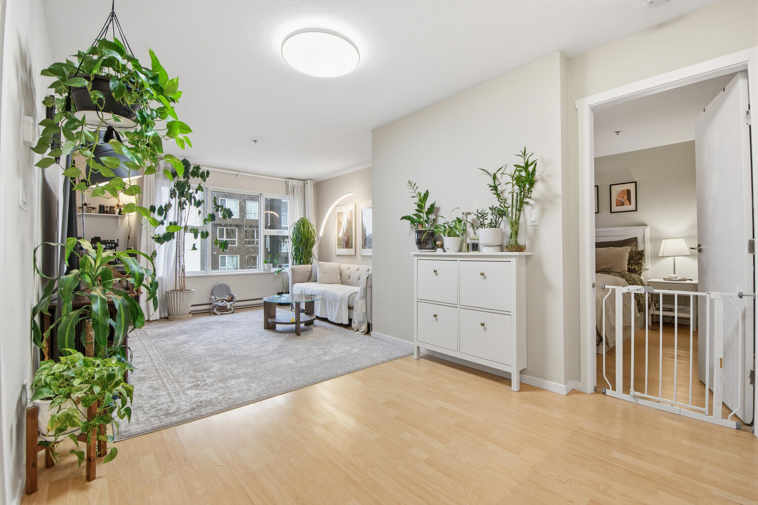 403-415 E Columbia Street, New Westminster 7