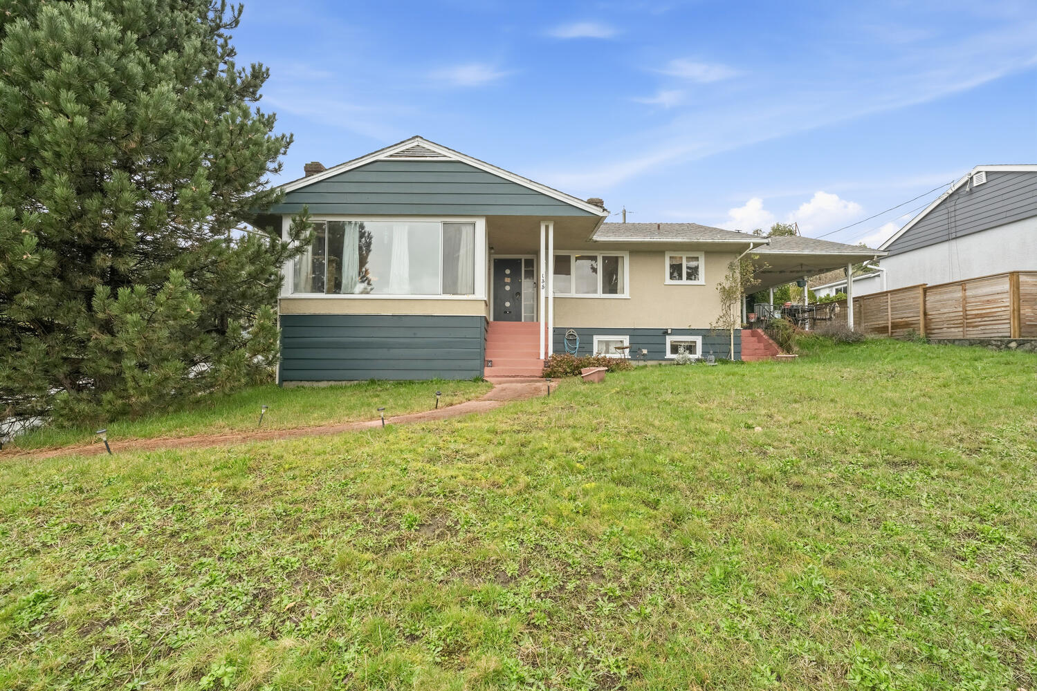 135 E Durham Street, New Westminster