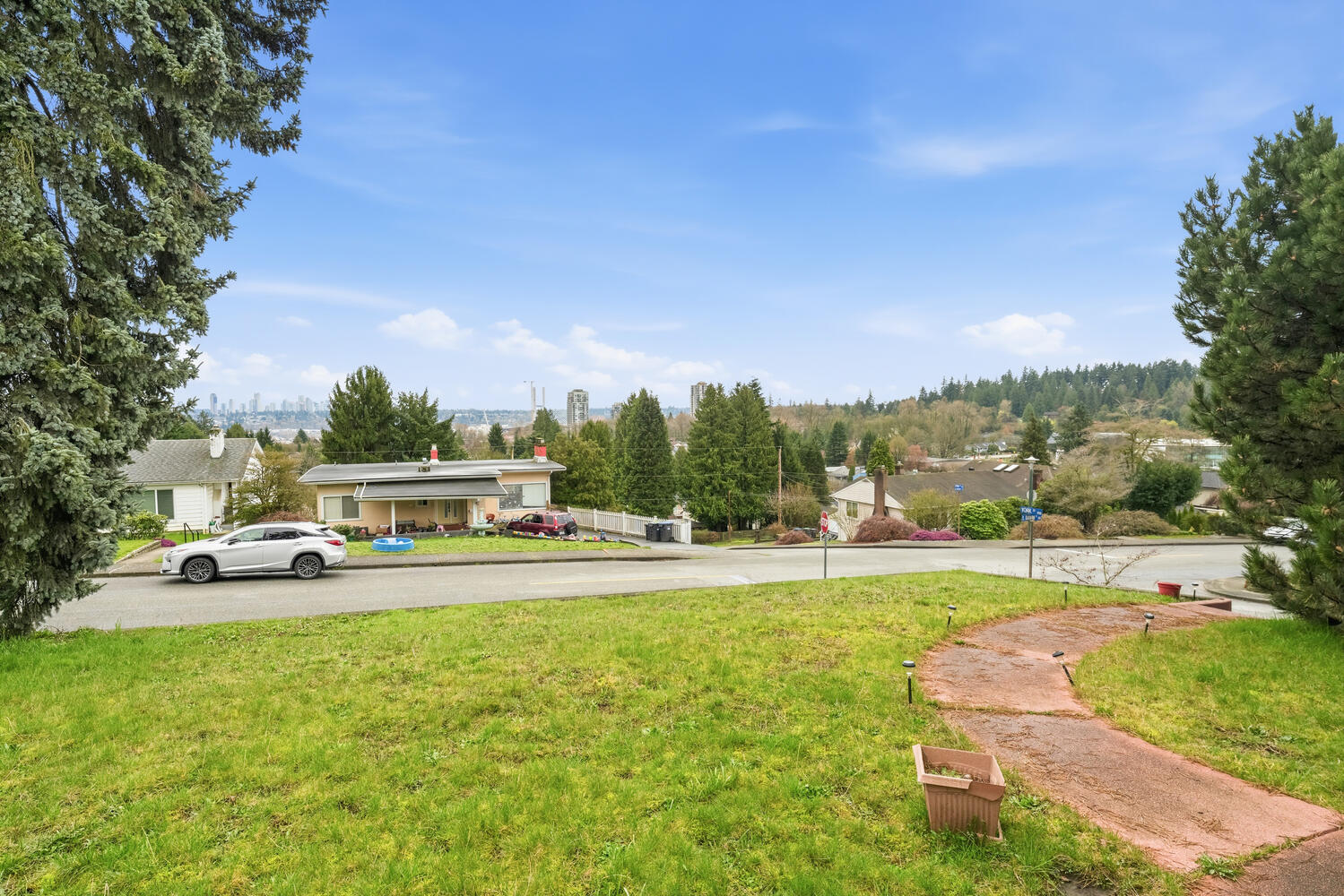 135 E Durham Street, New Westminster 17