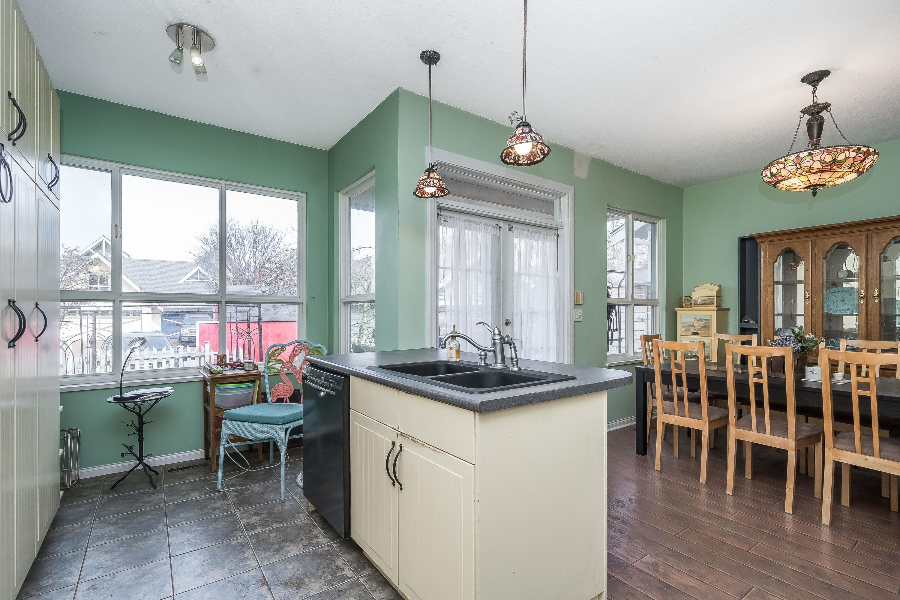 137 STAR CRESCENT 15