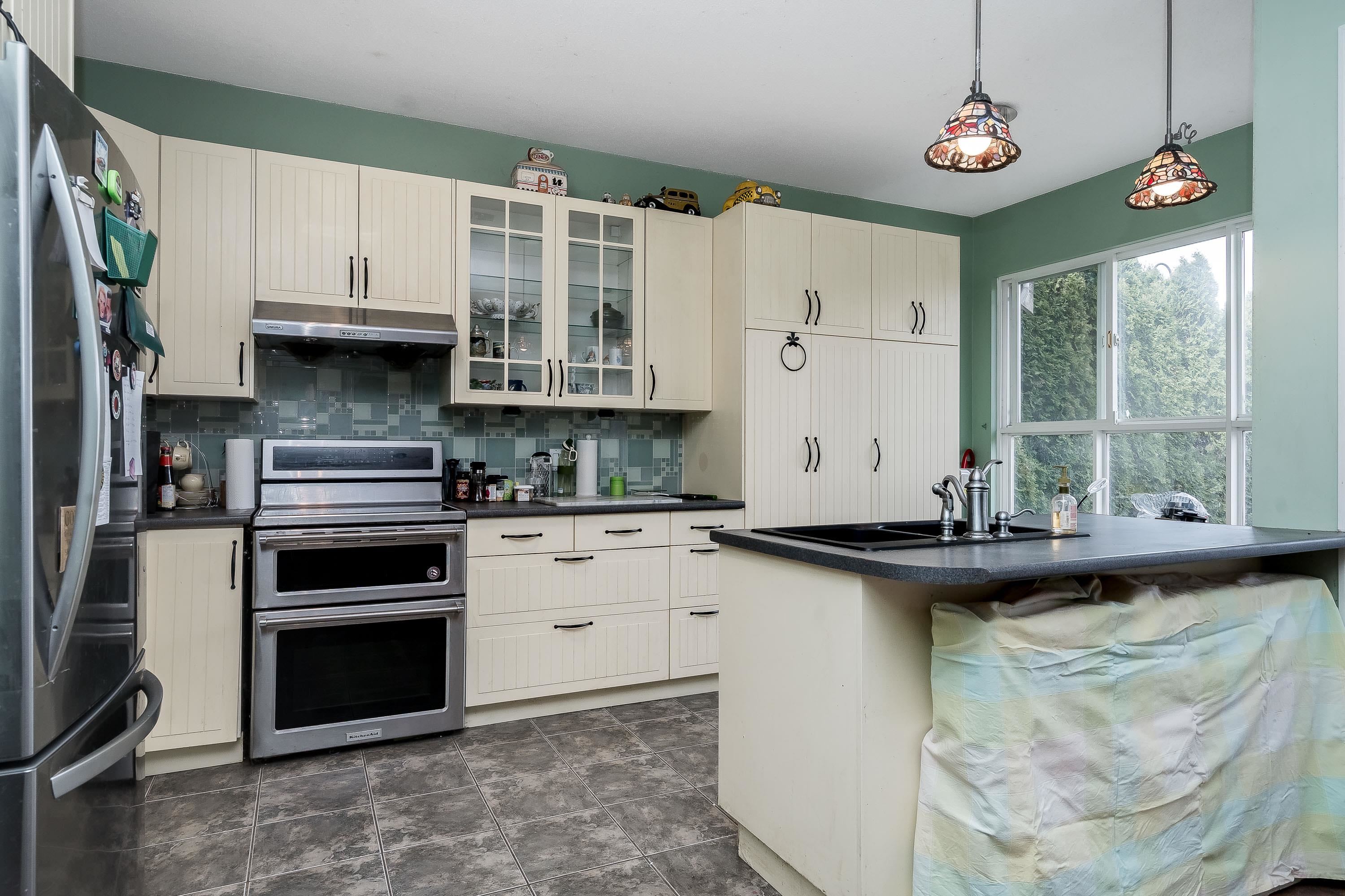 137 STAR CRESCENT 11