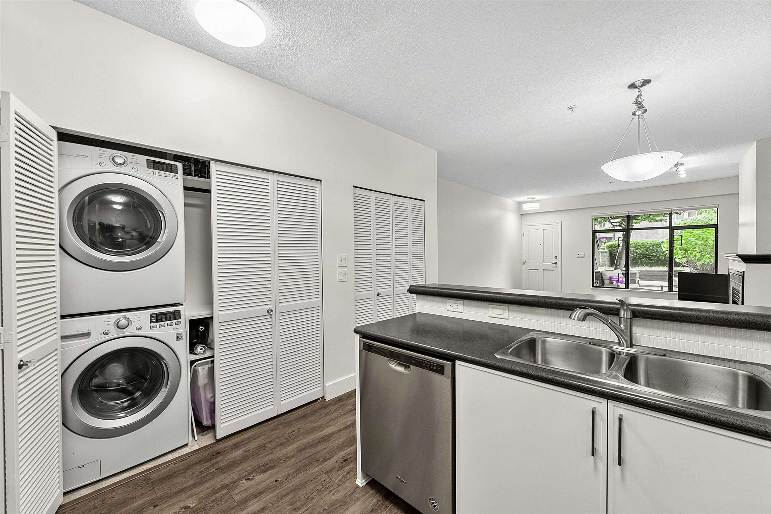 2 - 221 Ash Street 16