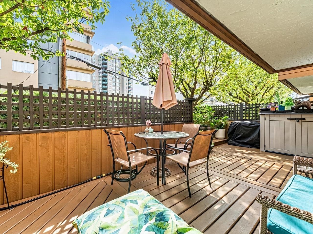 102 - 410 Agnes Street 18