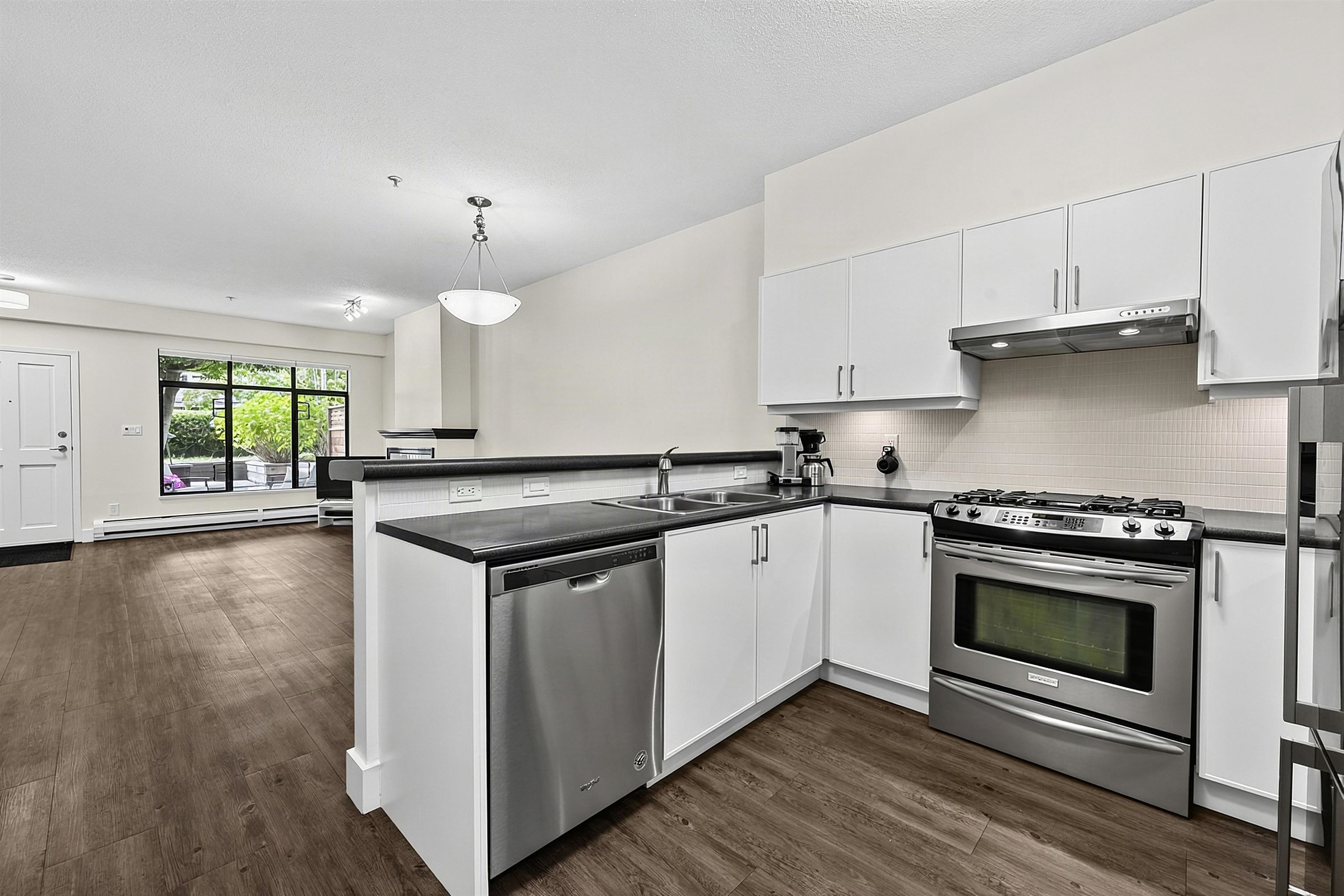 2 - 221 Ash Street 14